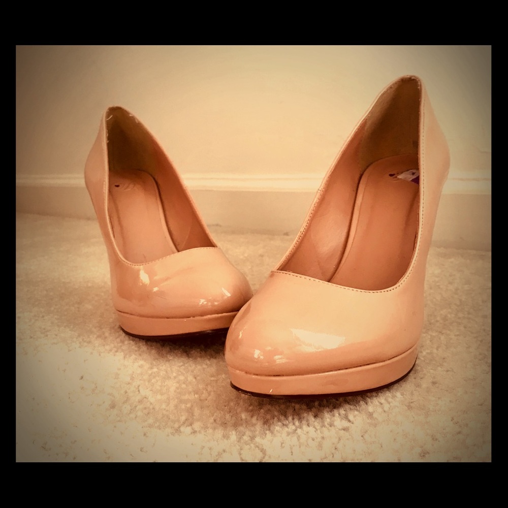 PALE PINK Patent leather 6 INCH Derek Heart Heels